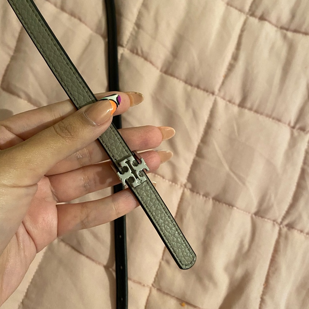 thin tory burch belt bundle 🌟